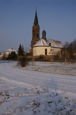 Turm der Prot. Pfarrkirche und kath. Kirche (Photo G. Hornberger)